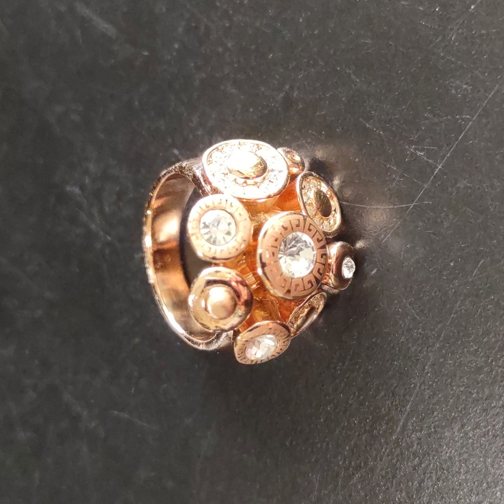 Rose Gold Rhodium Plated/Swarovski Crystal Cluster Ring - Picture 7 of 7